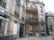  immeuble original avec balcons, rue du Petit Four